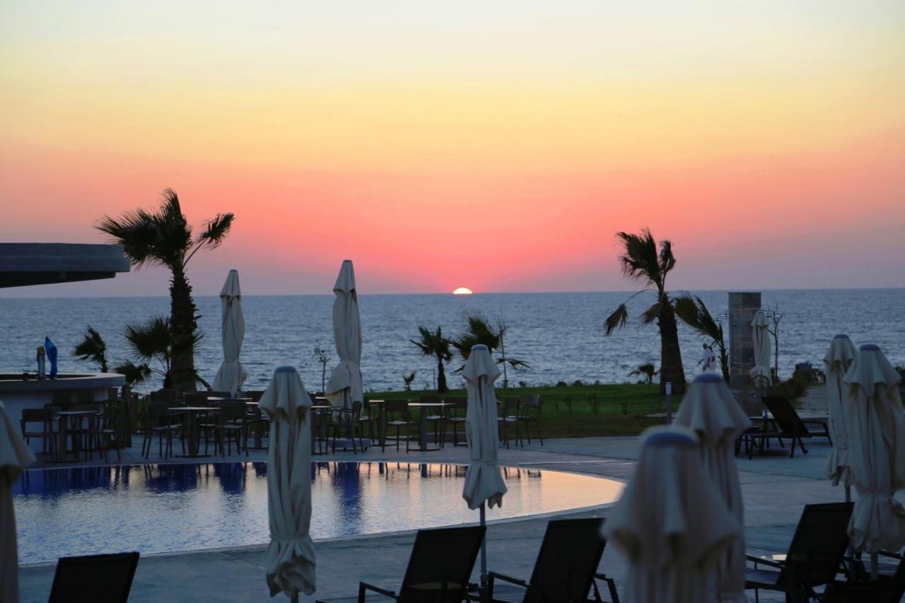 Gold Lagoon Kosher Hotel 파포스 외부 사진