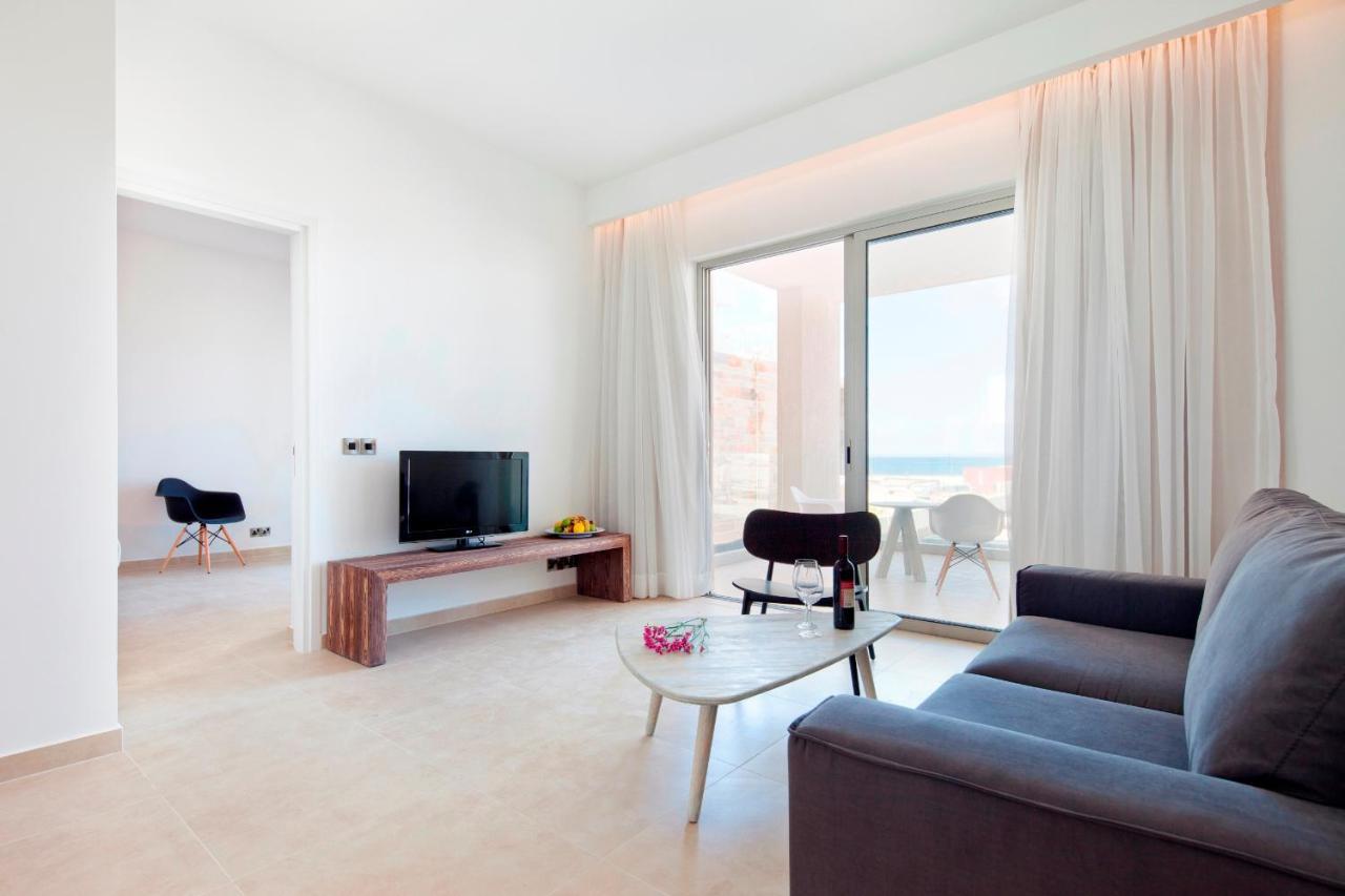 Gold Lagoon Kosher Hotel 파포스 외부 사진